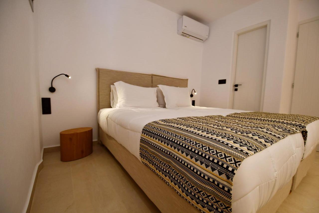 Oikies Apartman Náusza Kültér fotó