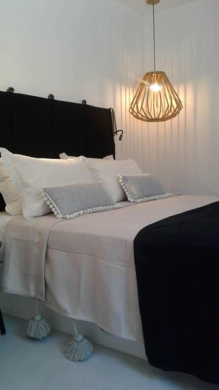 Oikies Apartman Náusza Kültér fotó