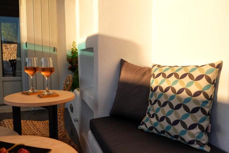 Oikies Apartman Náusza Kültér fotó